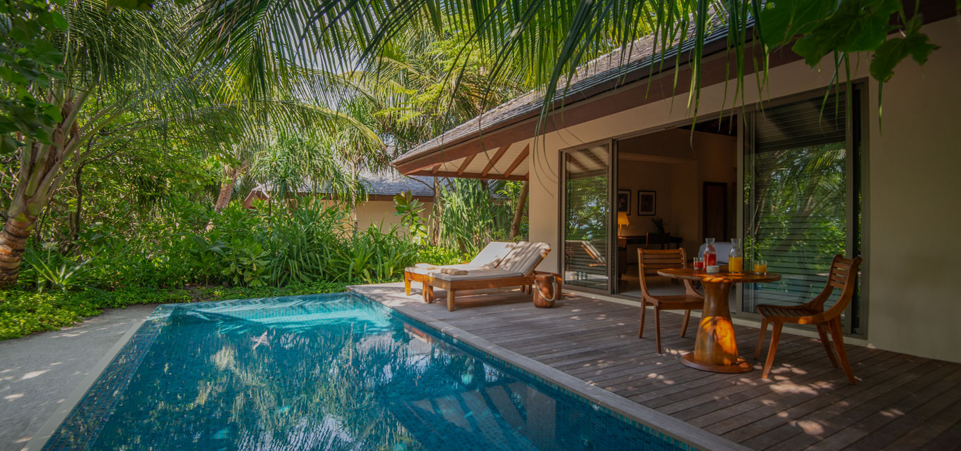  Sunrise/Sunset Beach Pool Villa